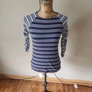 June & Delaney Blue White Striped Ruched 3/4 Sleeve Boat Neck Blouse Siz…